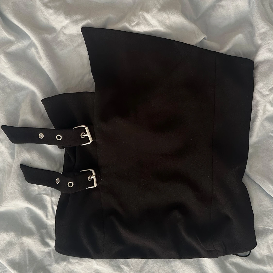 Svart kort tub topp med bälten - 1