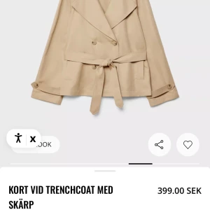 Beige Trenchcoat  - Elegant fin trenchcoat, helt i nyskick 🤎