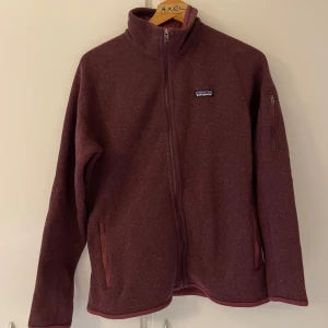 Patagonia kofta - Patagonia kofta i bra skick. Har använt några gånger. Lite nopprig men märks knappt av. 