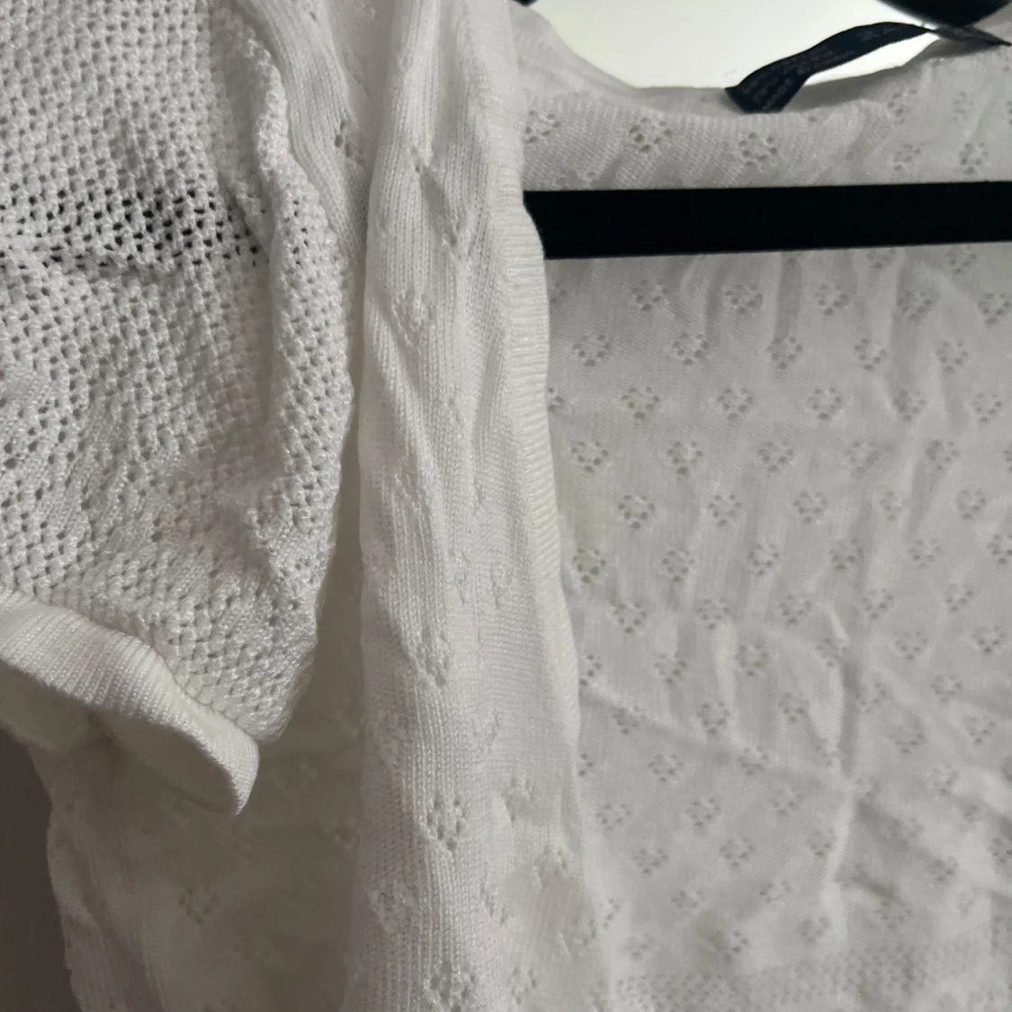 Vit bolerokofta med spetsdetaljer - 1