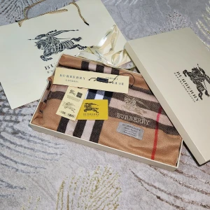 Riktigt fint halsduk  - Riktigt fint halsduk 