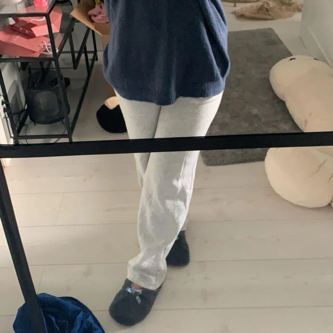 Grå mjukisbyxor från 157 - 2