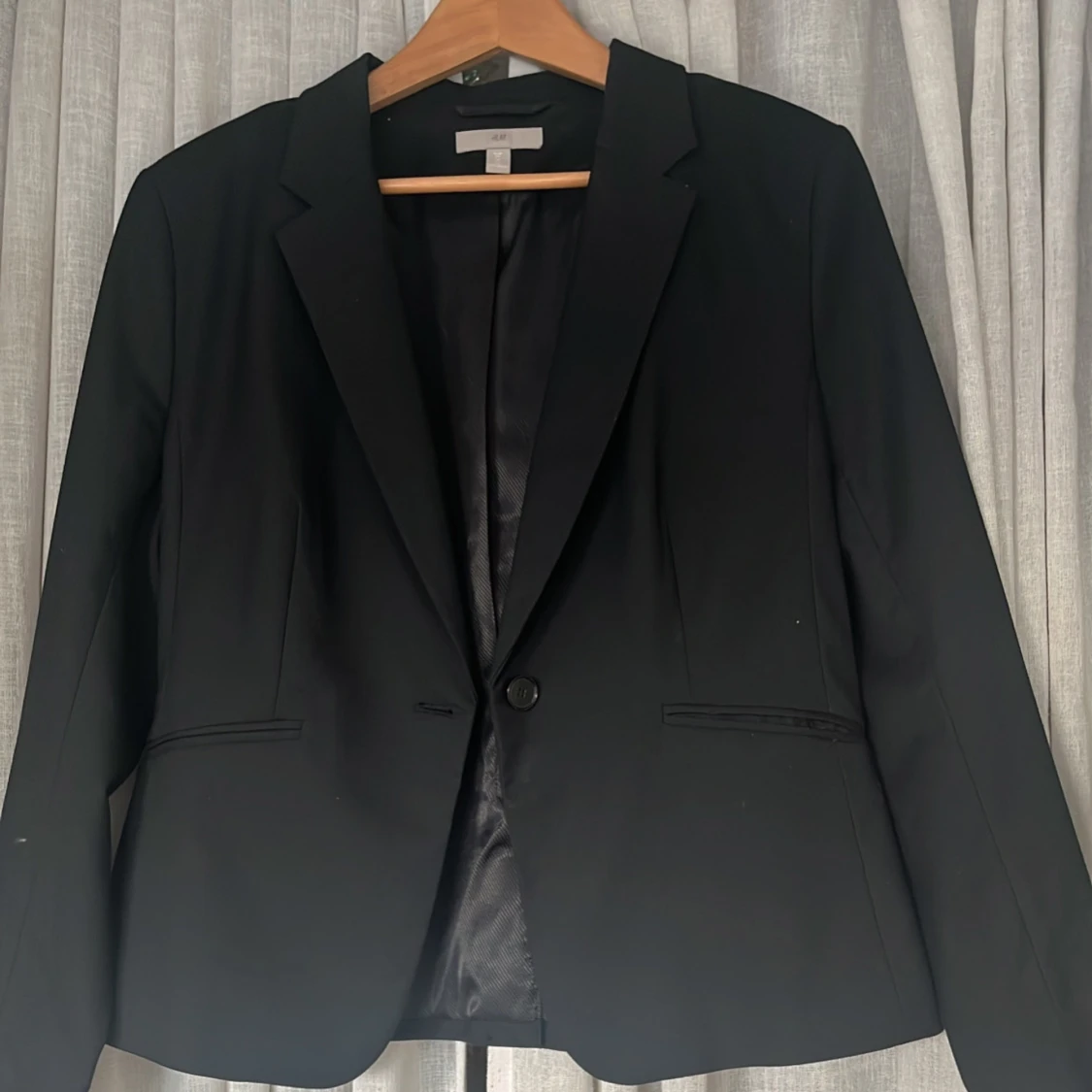 Svart kavaj från H&M - 1