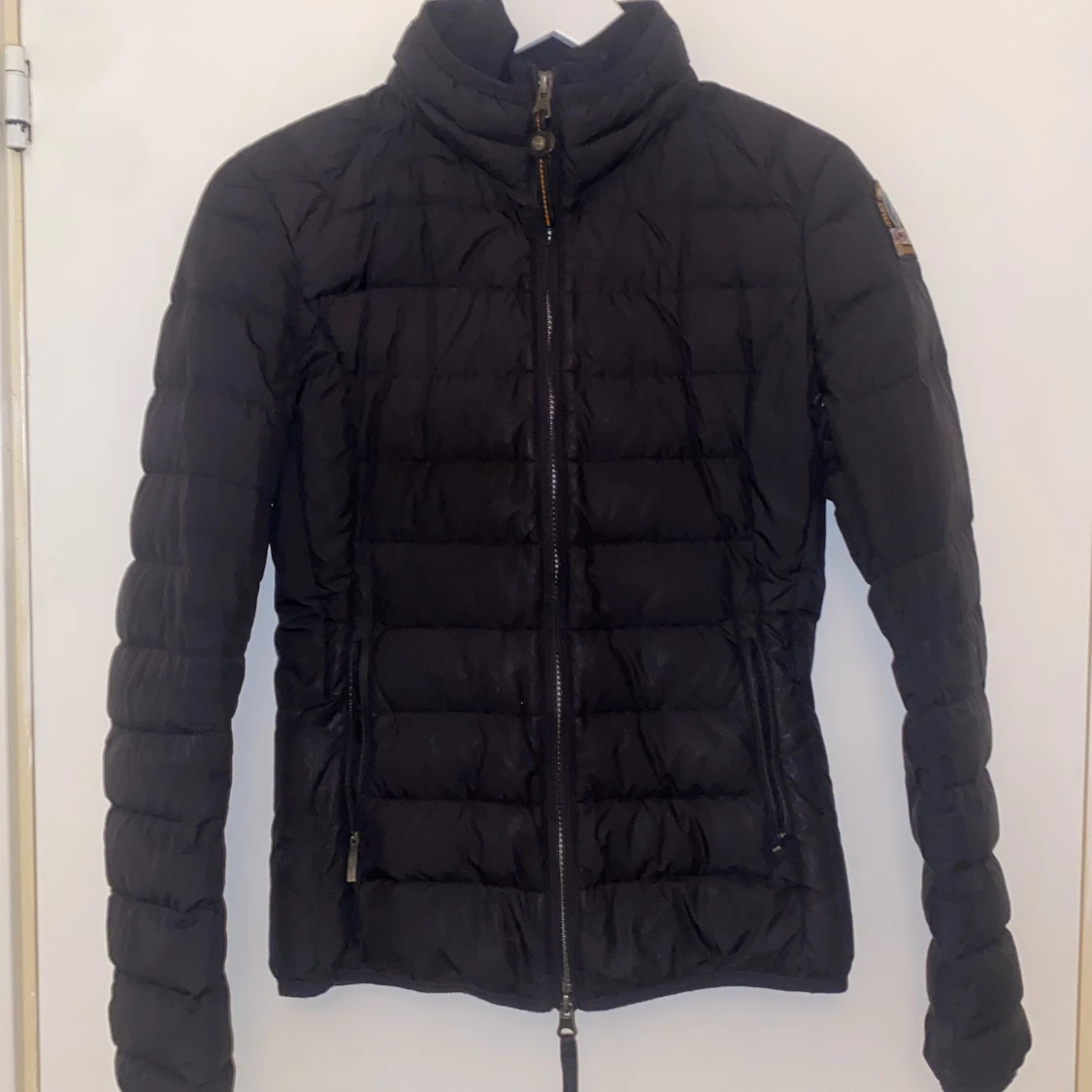 Svart dunjacka från Parajumpers