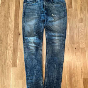Dondup George  - Tvär feta jeans från Dondup! || sjukt unika jeans har aldrig sett några liknande || skriv om du har några frågor eller vill ha fler bilder