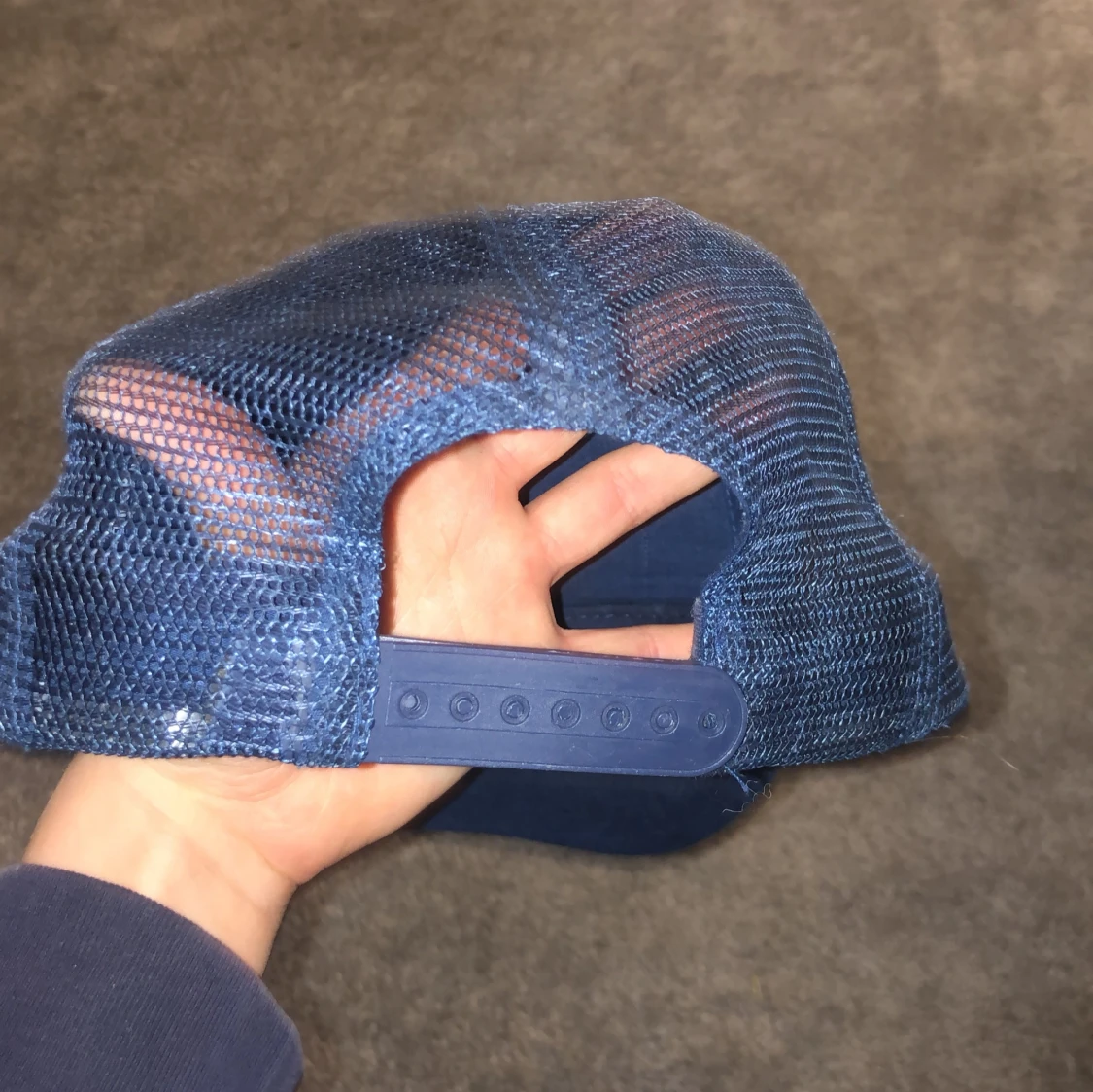 Blå keps med bilmotiv - 1