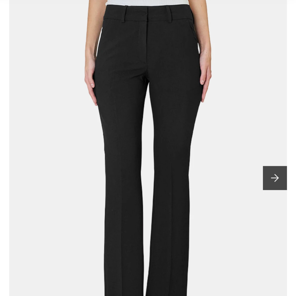 Svarta kostymbyxor