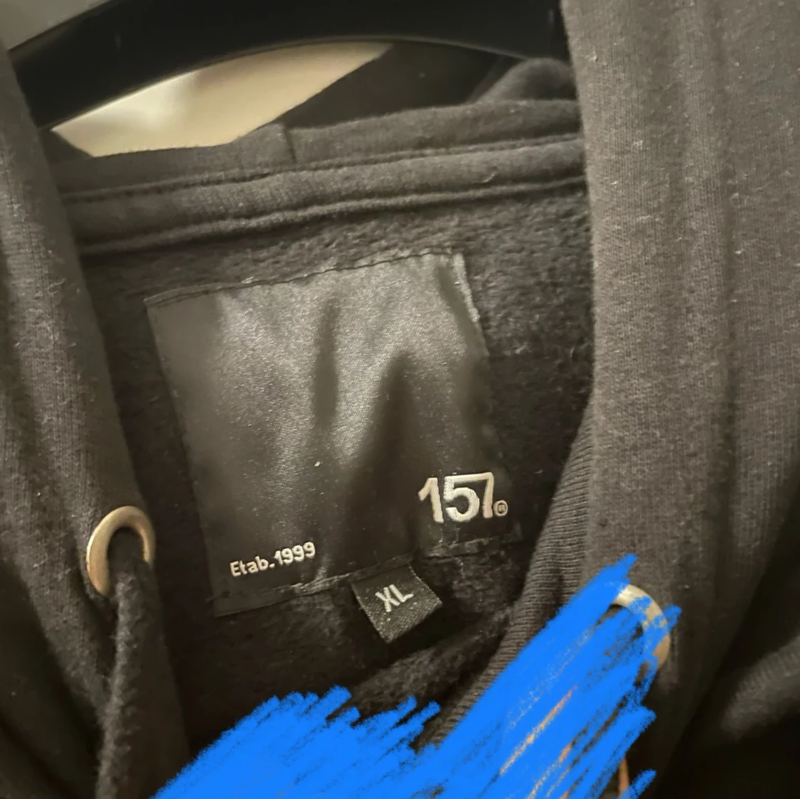 Svart hoodie från 157 - 1