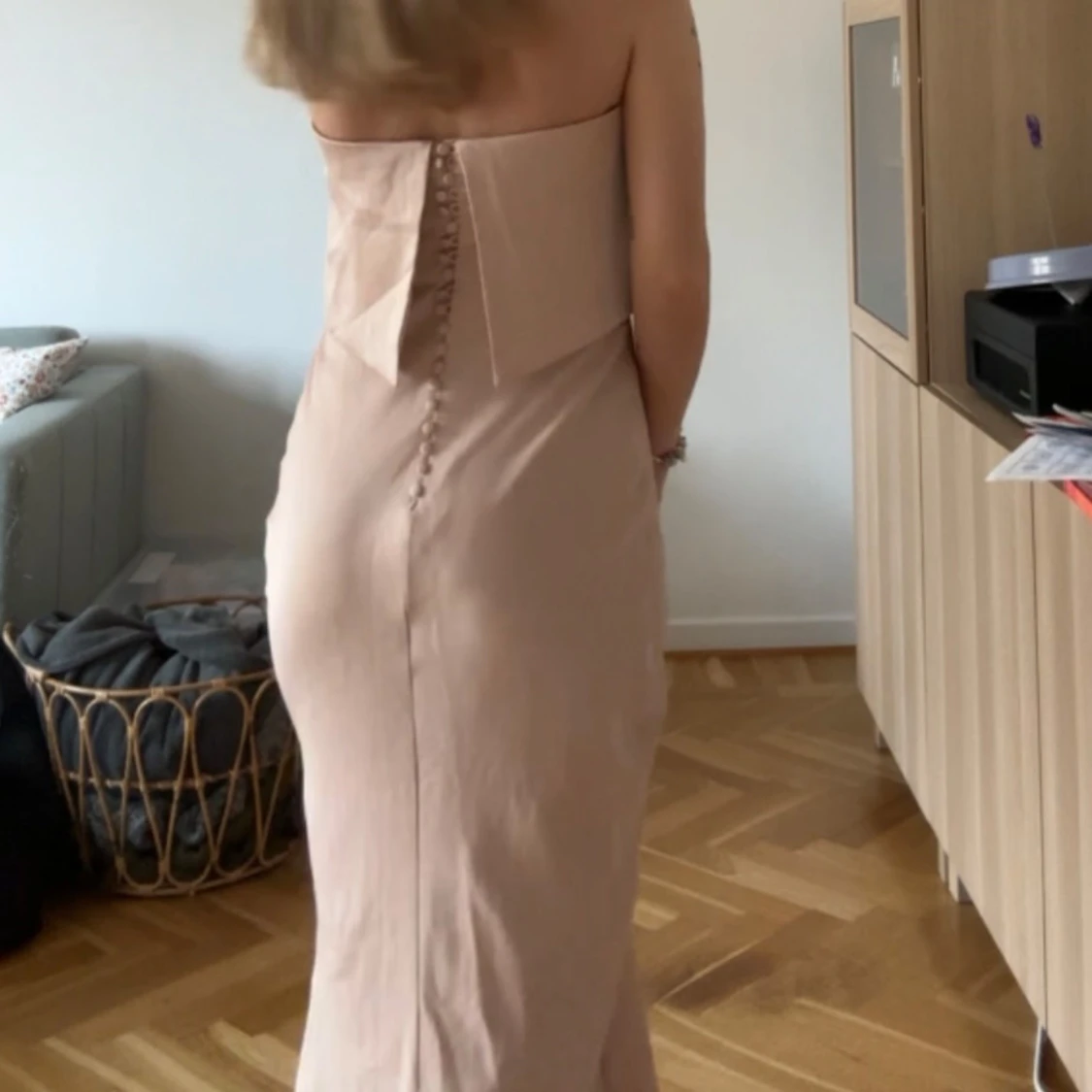 Rosa beige axelbandslös långklänning - 1