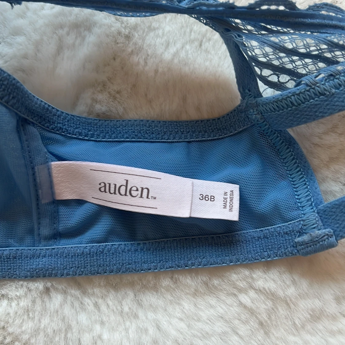 Blå spets-bh från Auden - 2