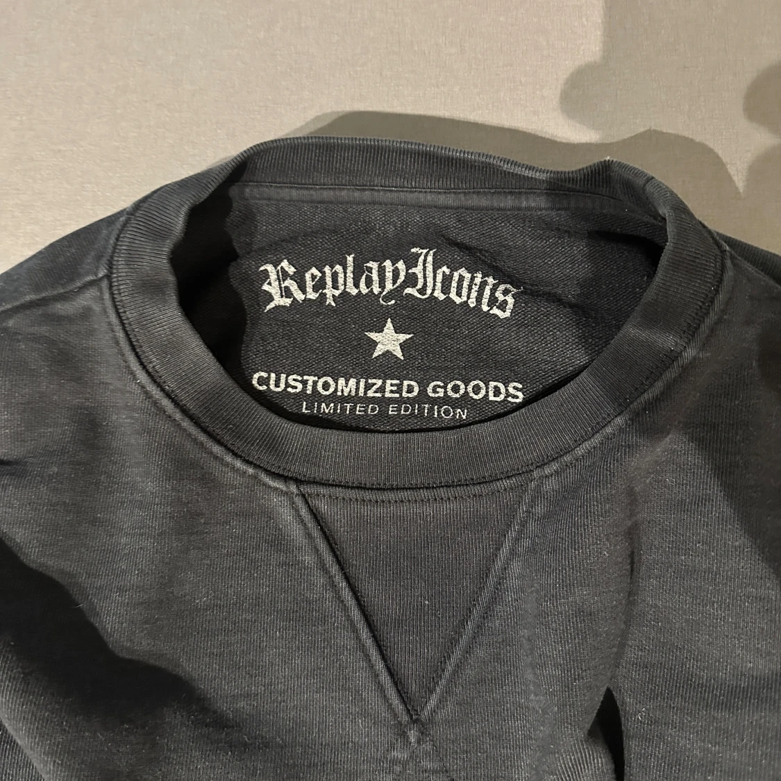 Svart tröja från Replay - 2