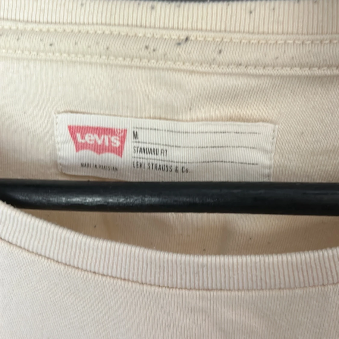 Vit t-shirt från Levi's med tryck - 2