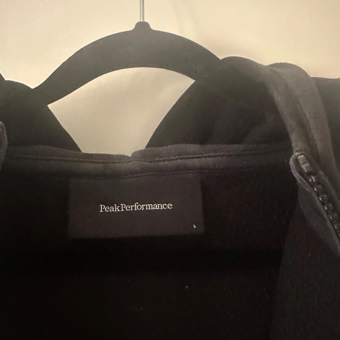 Svart hoodie Peak Performance L - 2