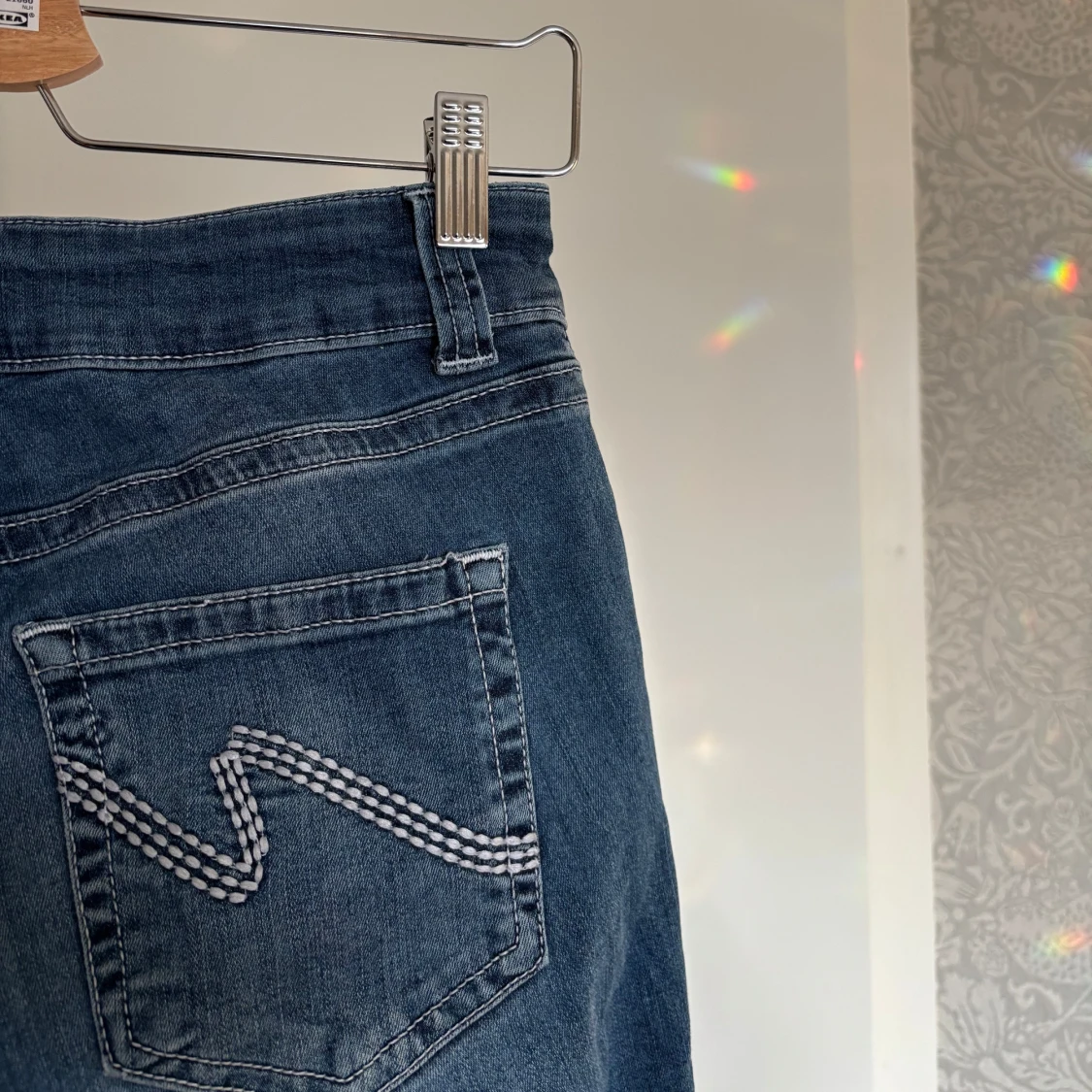 Blå bootcut jeans från Nelly - 1