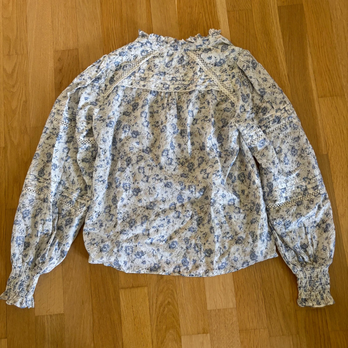 Neo Noir blommig blus - 1