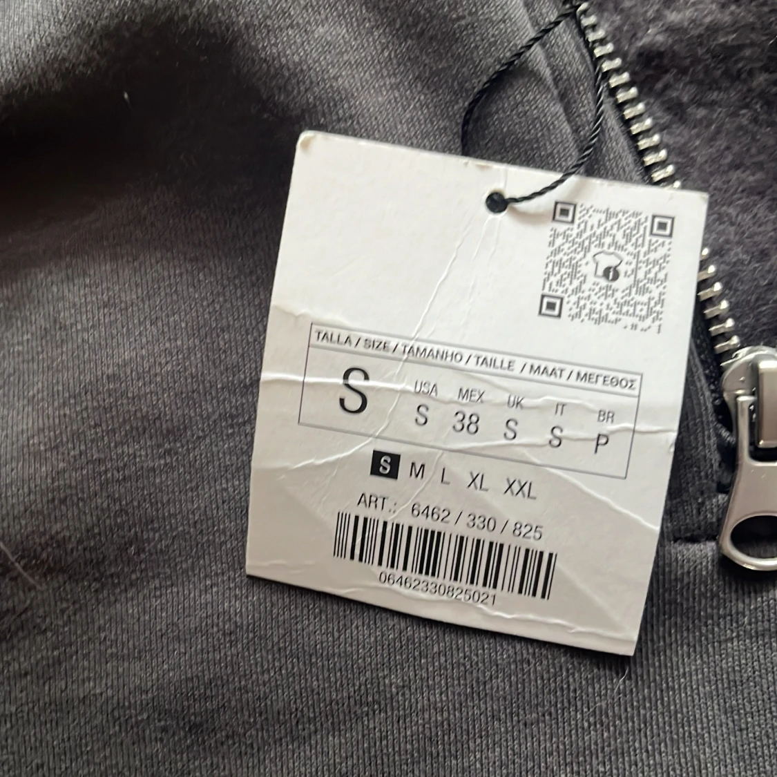 Mörkgrå half zip tröja från Zara - 2