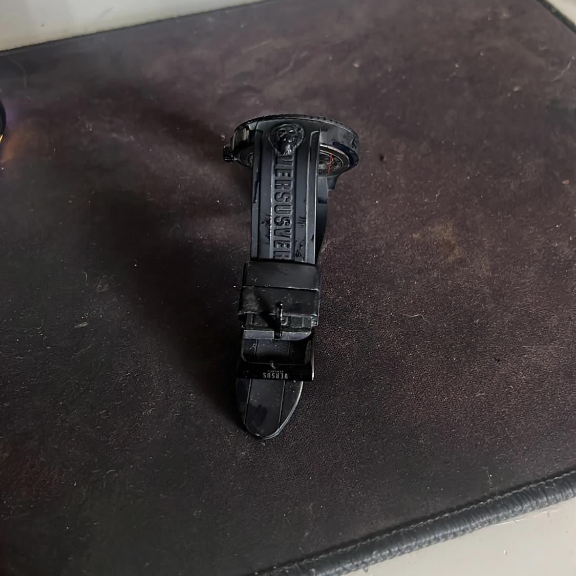 Svart klocka från Versus Versace - 1