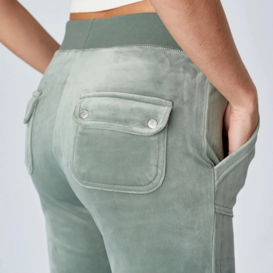 Gröna mjukisbyxor med snörning