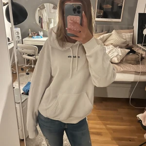 Hoodie  - Snygg vid hoodie! 