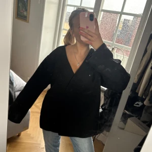 Kappa - Svart kappa
