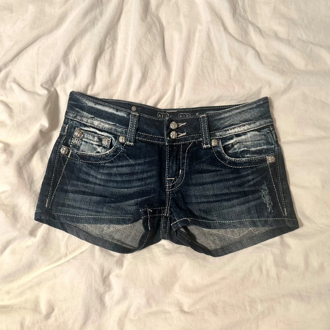 Miss Me jeansshorts med bling, stl 26 - 1