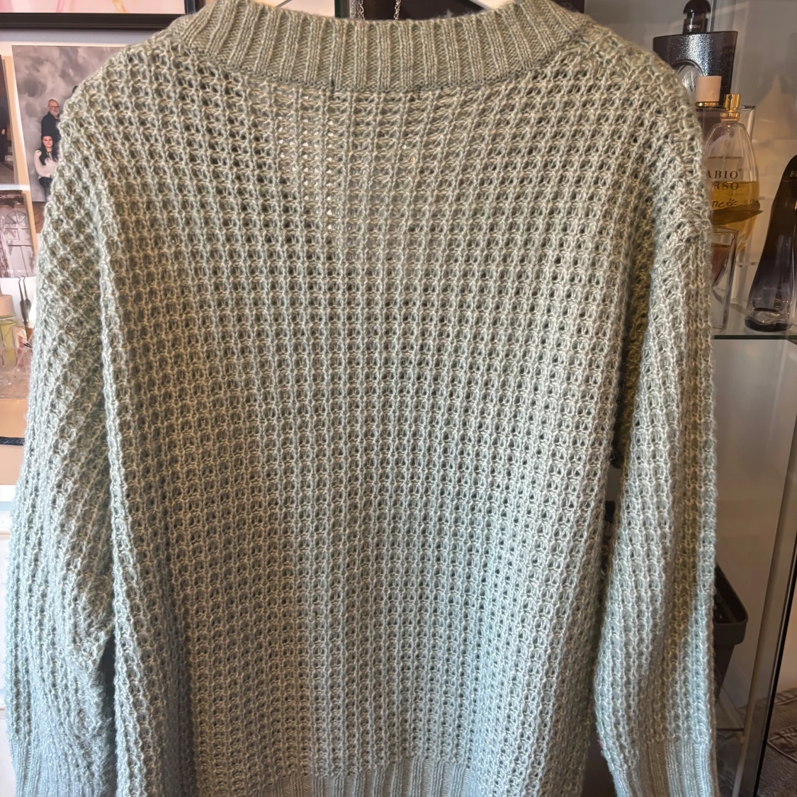 Ljusgrön stickad tröja med v-ringning från Lager 157 - 1