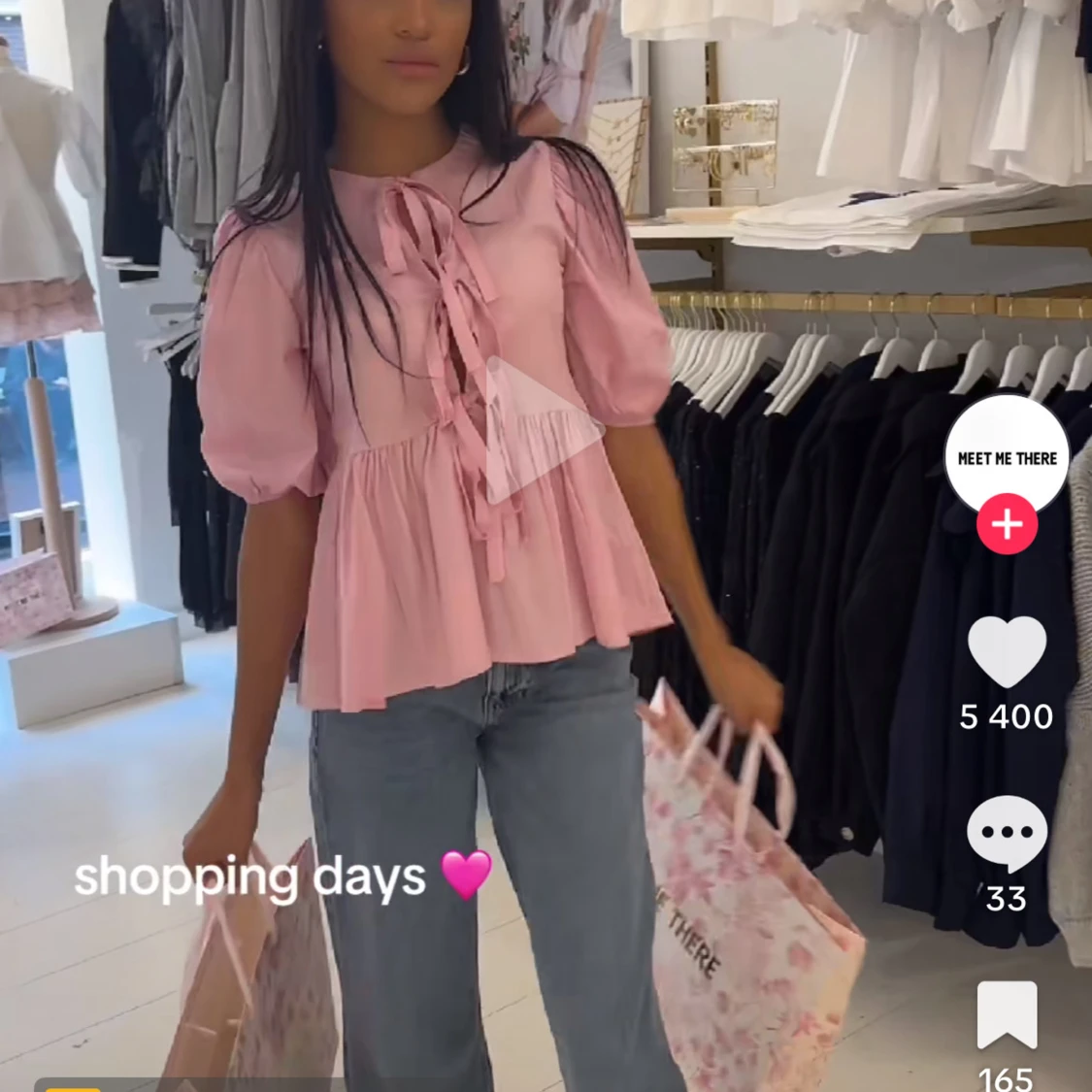 Super söt meet me there blus💕💕