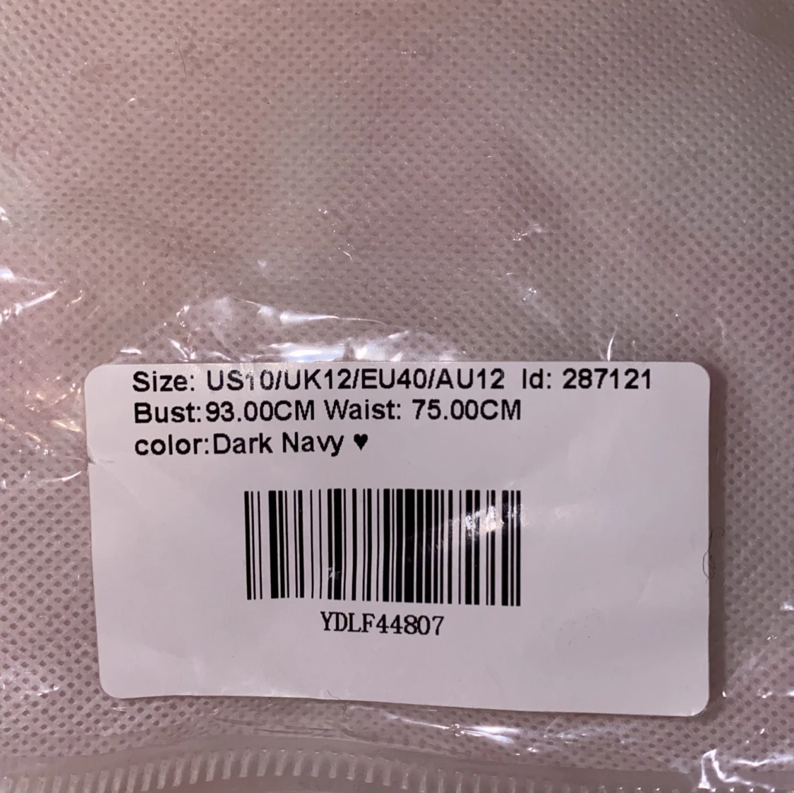 Mörkblå långklänning med snörning i ryggen - 2