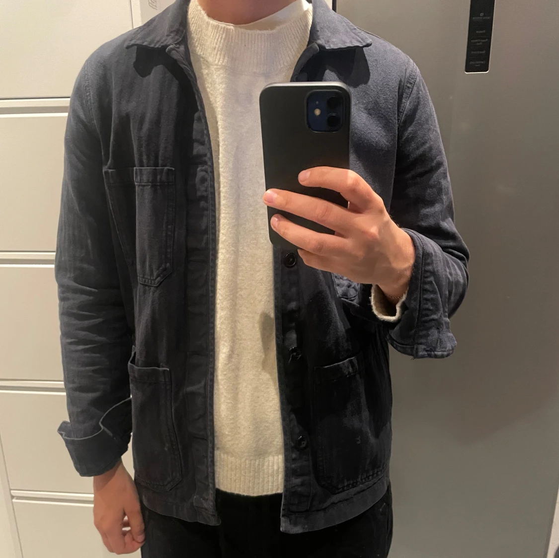 Mörkblå overshirt från A Day's March