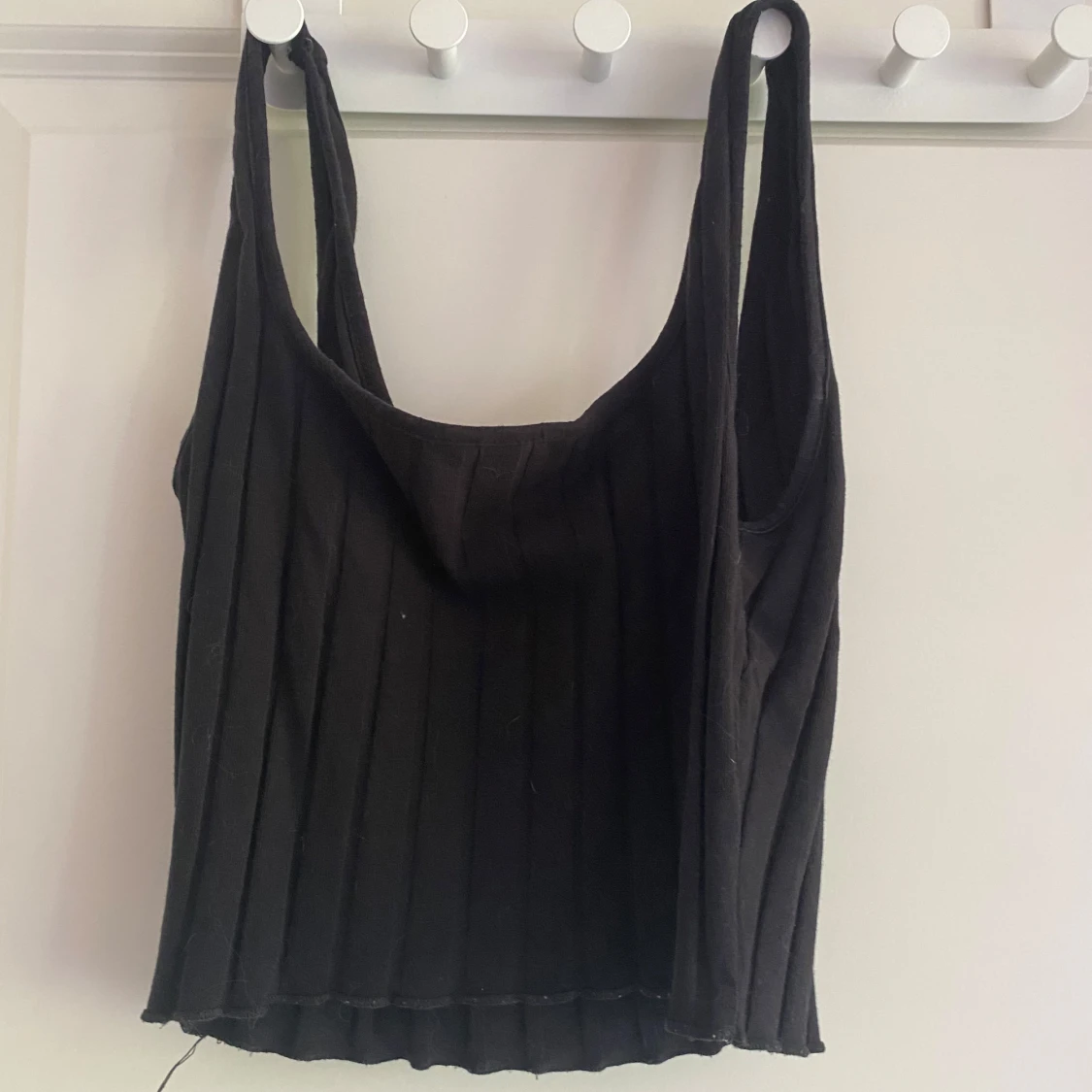 Svart ribbad linnetopp från SHEIN - 1