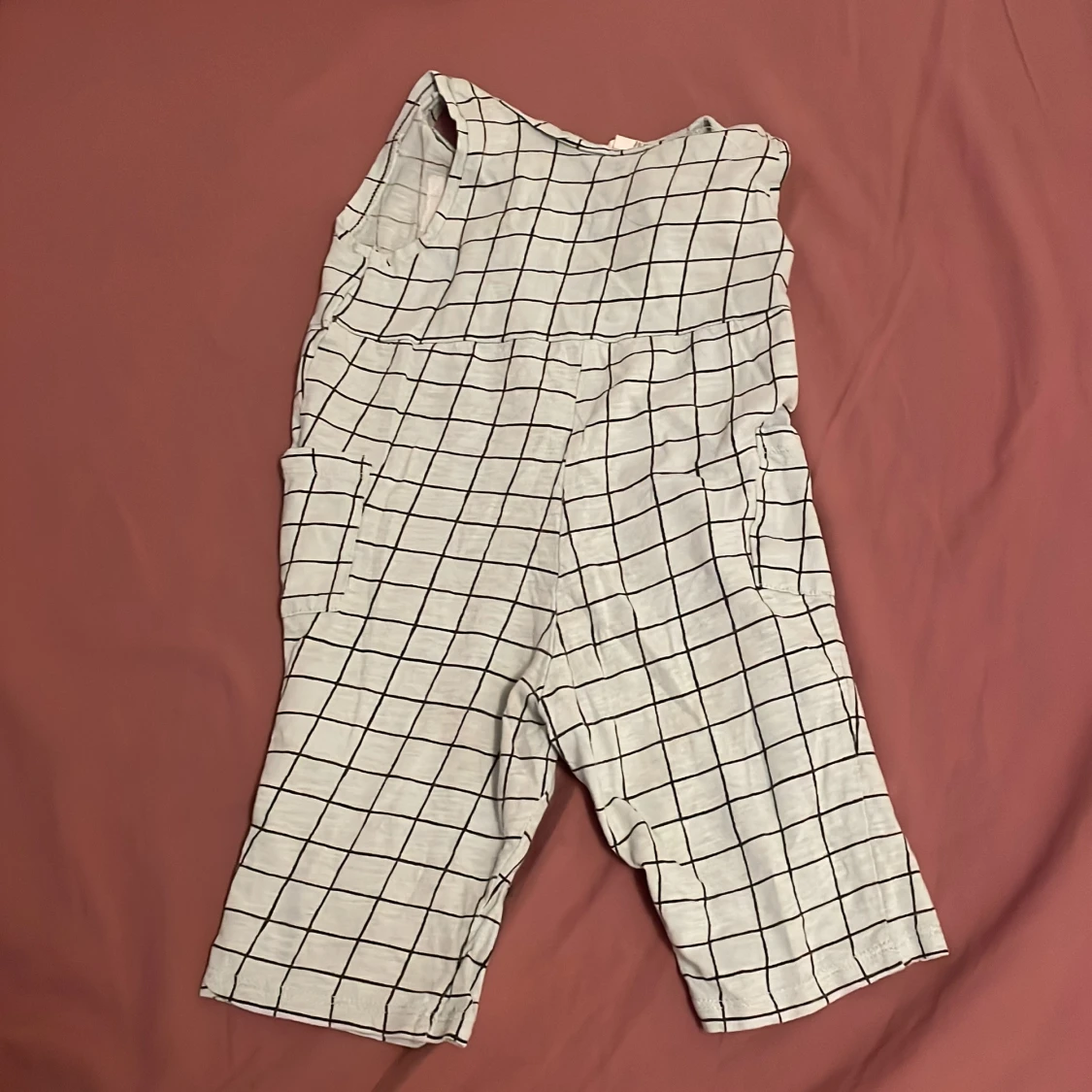 Rutig byxdress från H&M, strl 74 - 1