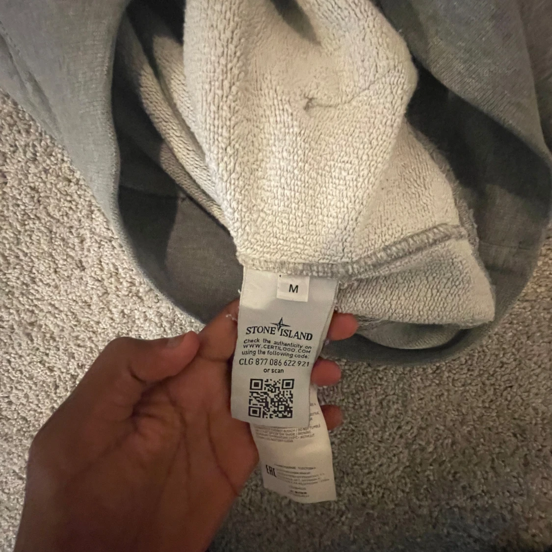 Grå hoodie från Stone Island M - 3