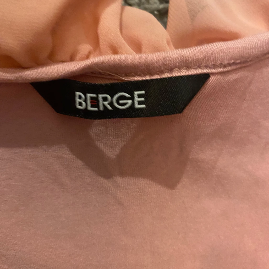 Söt volang tröja - 3