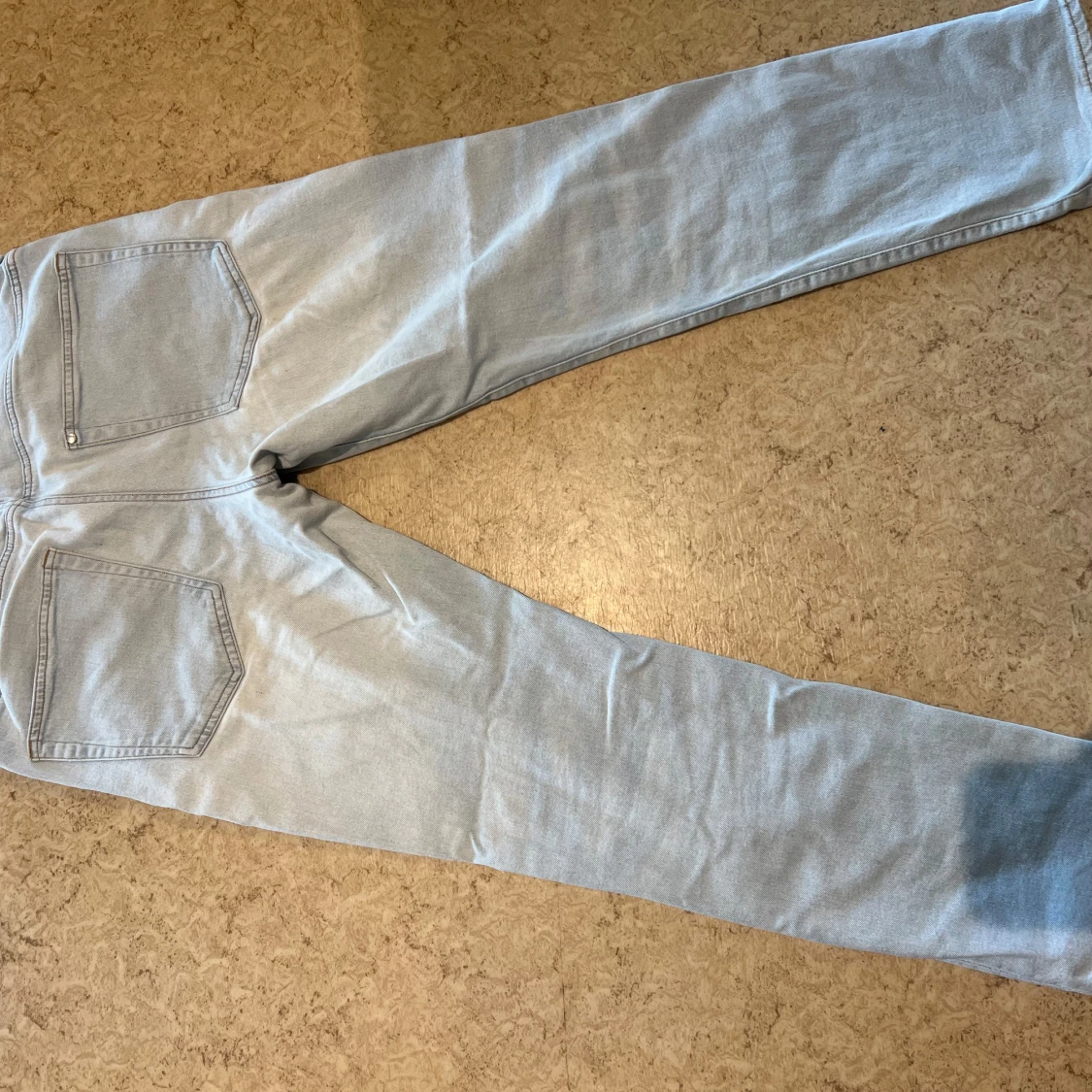 Ljusblå regular fit jeans från H&M - 1