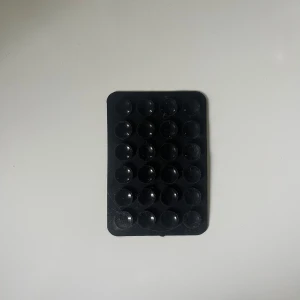 Mobil accessoar - Svart dekoration till mobilen, aldrig använd!! Säljer även i vitt!!💞