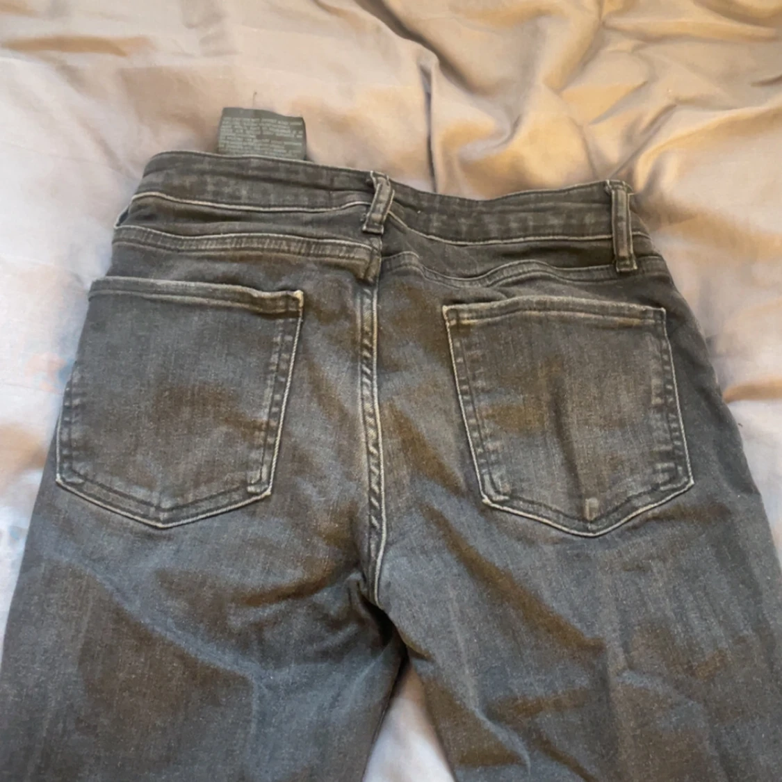 Mörkgrå raka jeans från Zara - 2