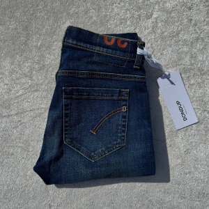 Dondup George Jeans - Säljer dessa Dondup George Jeans i mycket bra skick, storleken är 30, Priset kan diskuteras🙌🏼