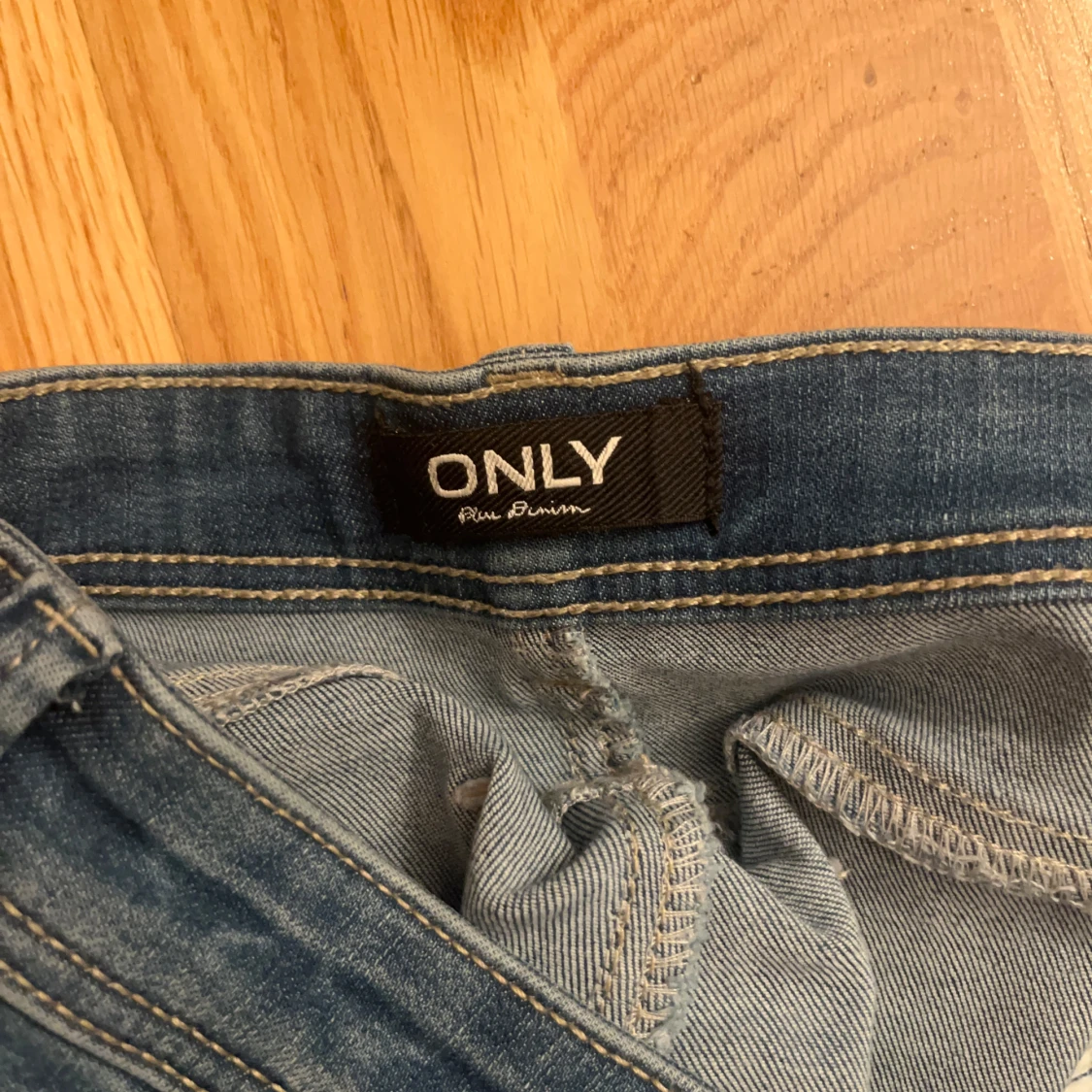 Blå bootcut jeans från ONLY - 3
