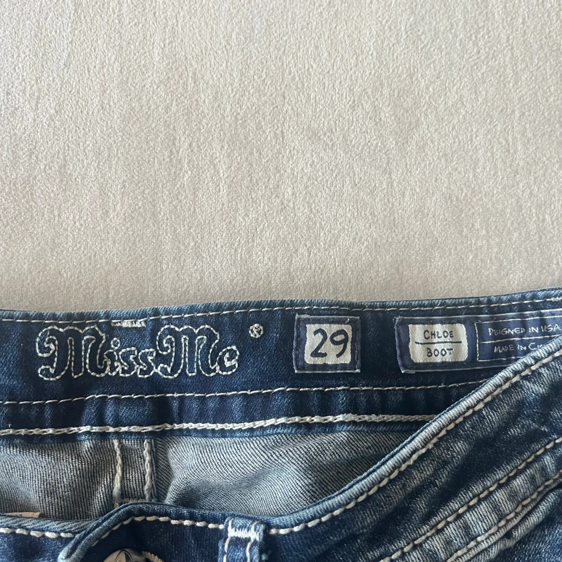 Miss Me low bootcut jeans med brodyr - 3