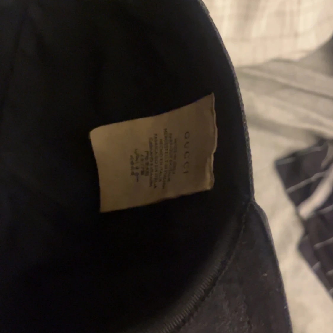 Svart Gucci keps med röd-grön rand - 4