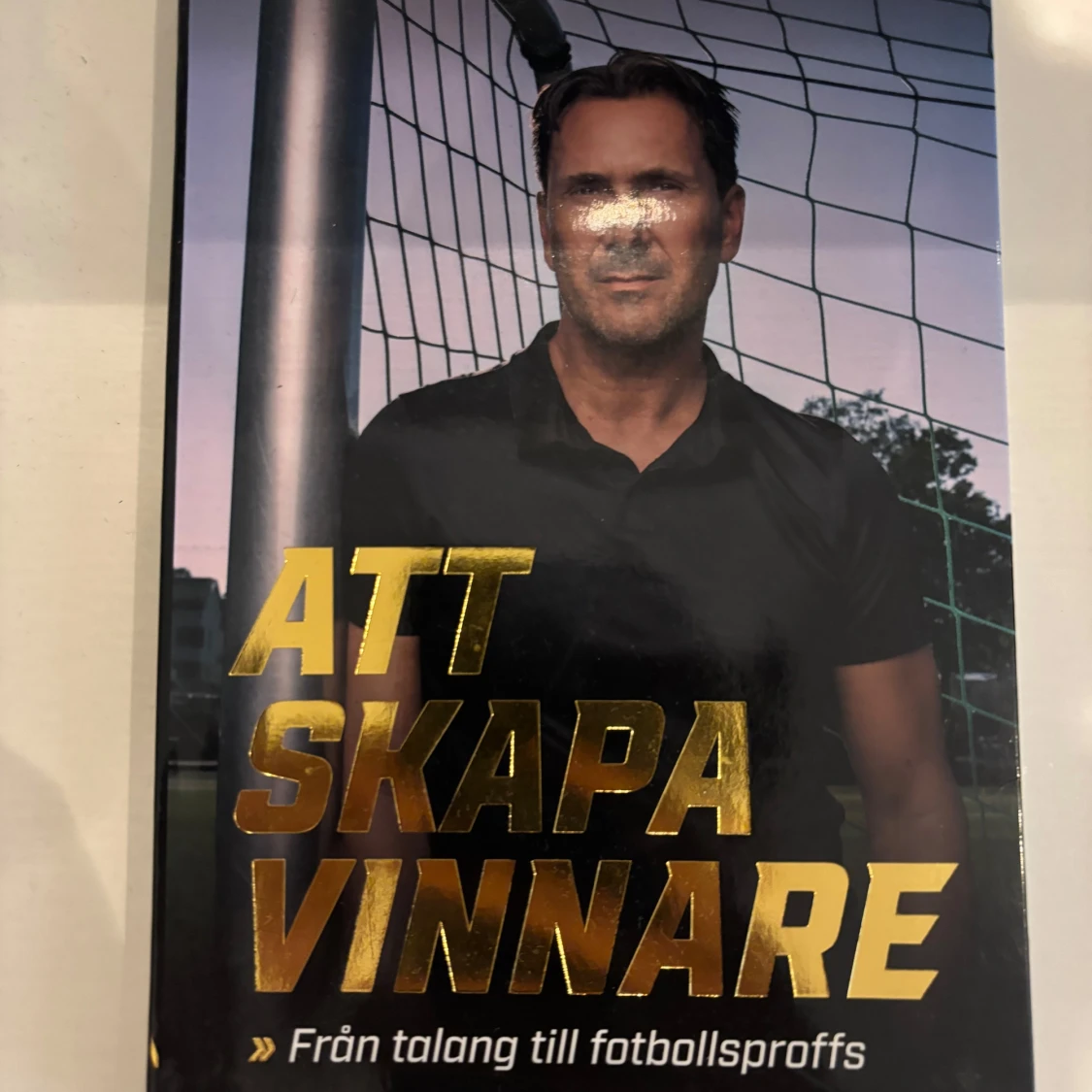 Att skapa vinnare: Från talang till fotbollsproffs
