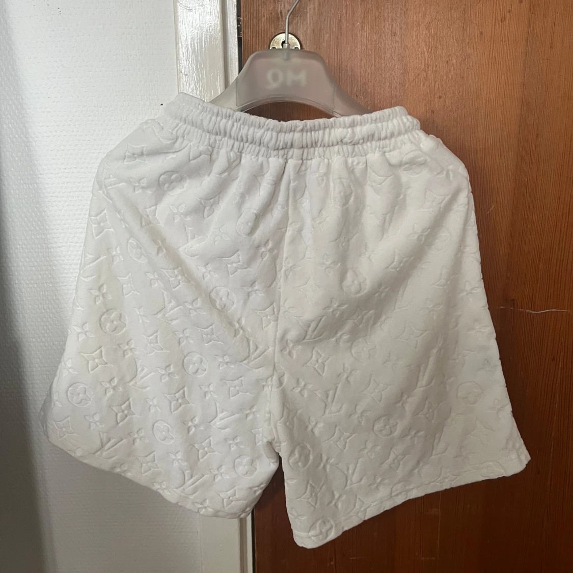 Vita Louis Vuitton shorts med monogram - 1