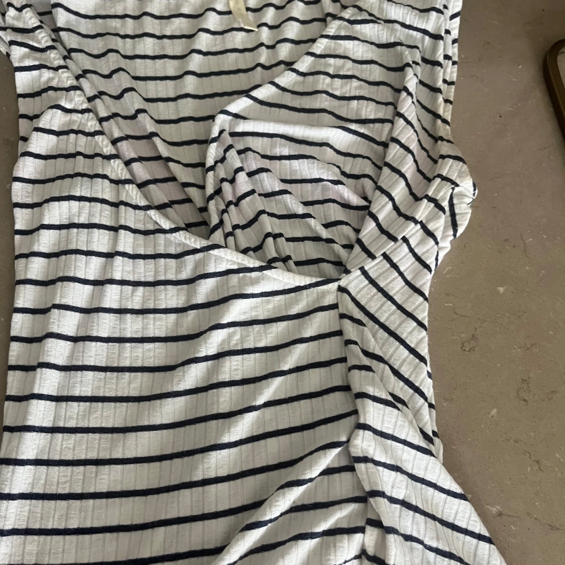 Randig omlottopp från H&M Basics - 1