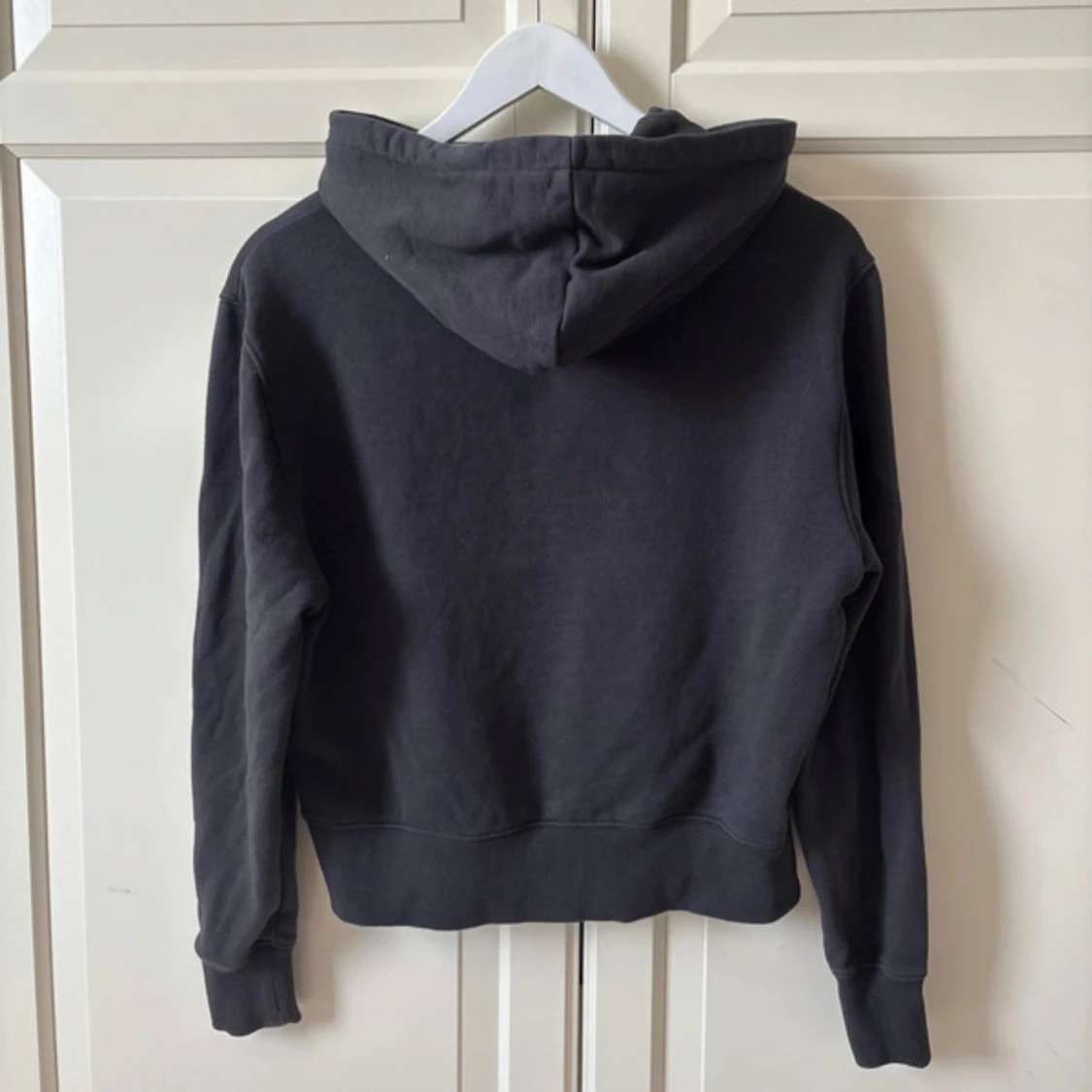 Grå/Svart hoodie från Axel Arigato XS - 2
