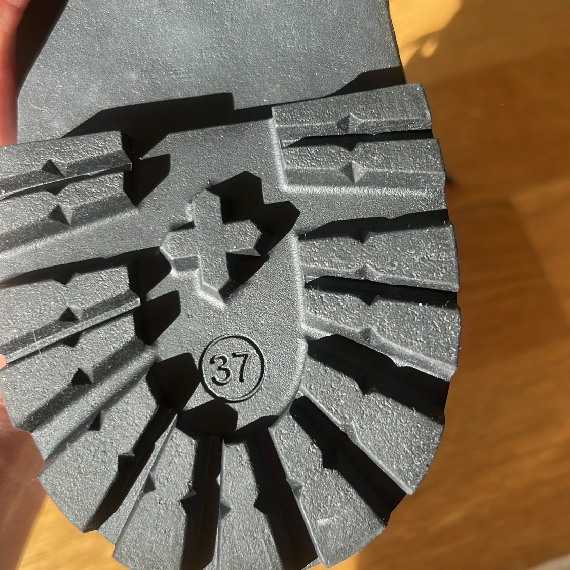 Svarta helt nya boots - 4