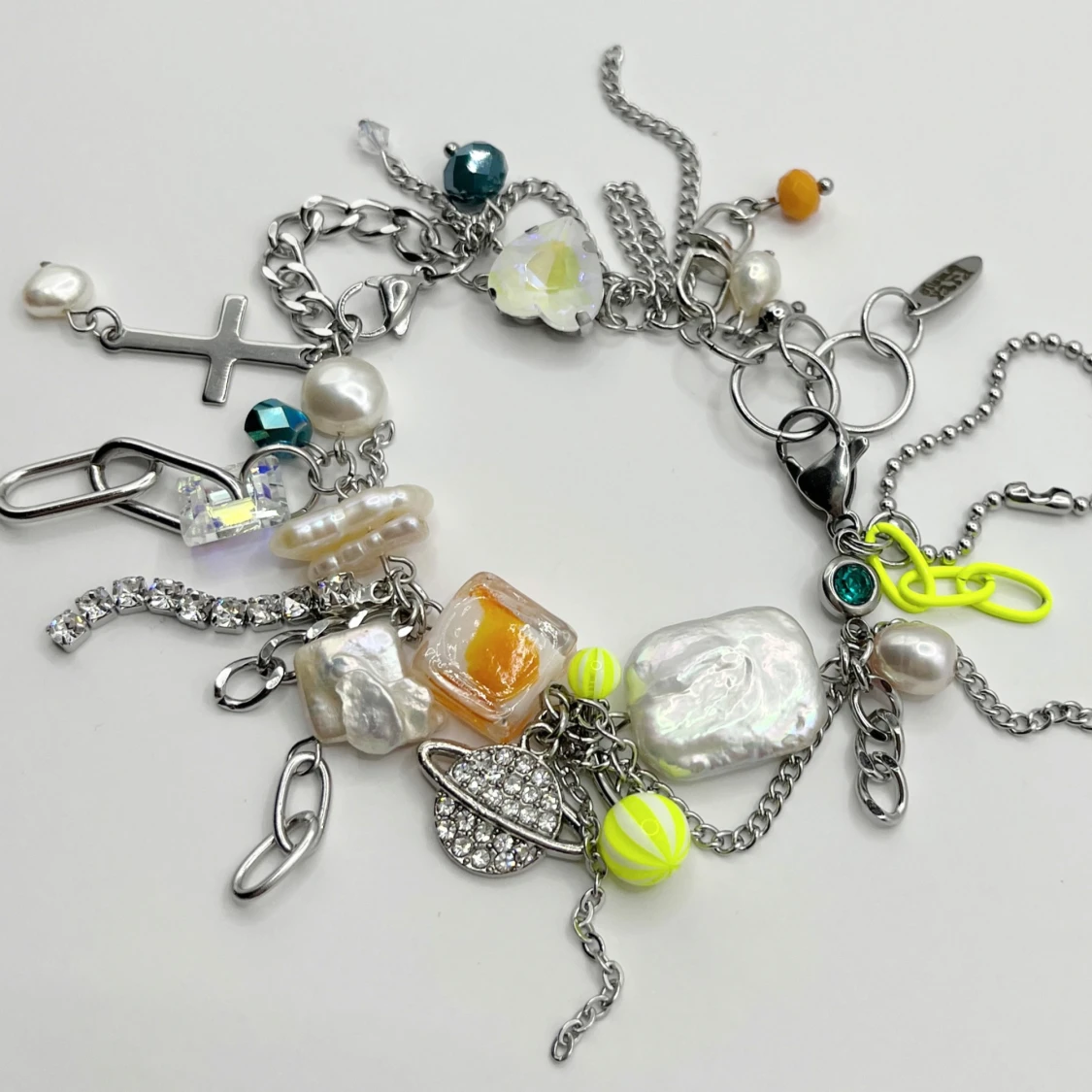 Handgjort armband  - 2