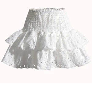 Volangkjol - SÅ SÅ fin volangkjol från Design by Amor, aldrig använt!🤍nypris 700kr, säljer för endast 350kr!🫶🏼