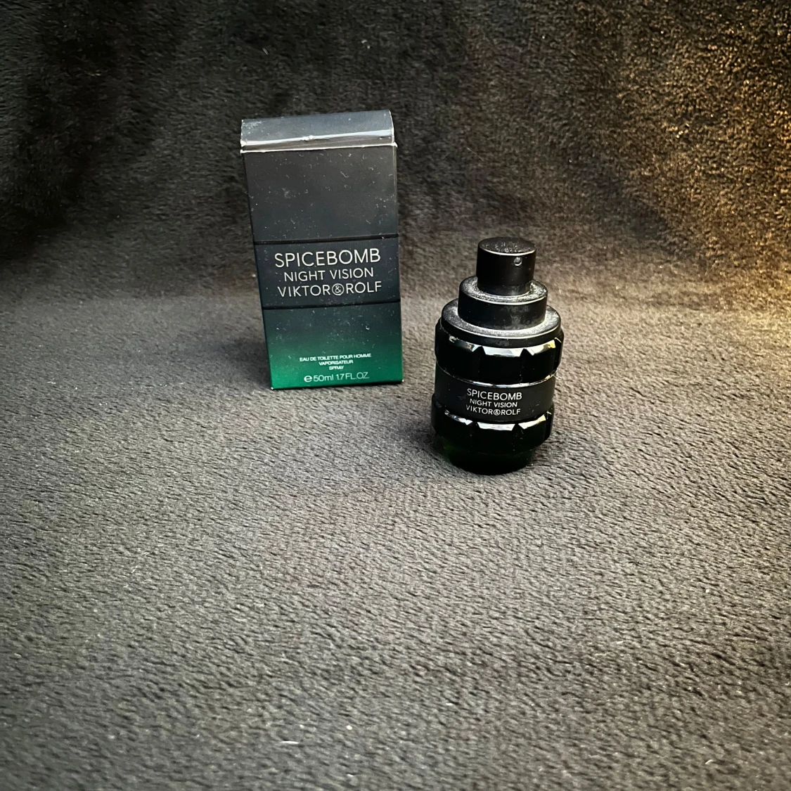 Spicebomb Night Vision herrparfym från Viktor & Rolf