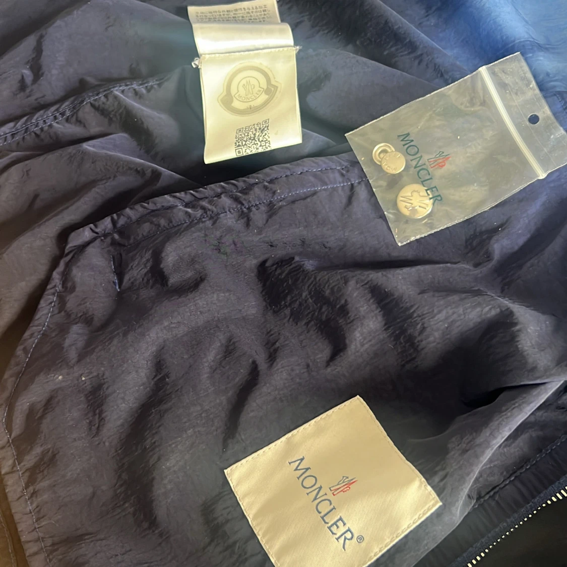 Blå vindjacka från Moncler - 2