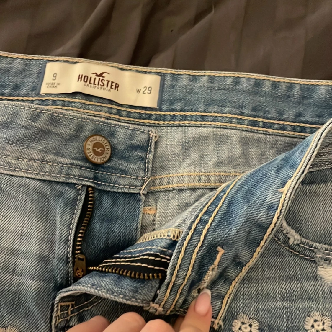 Lågmidjade jeanshorts! - 3